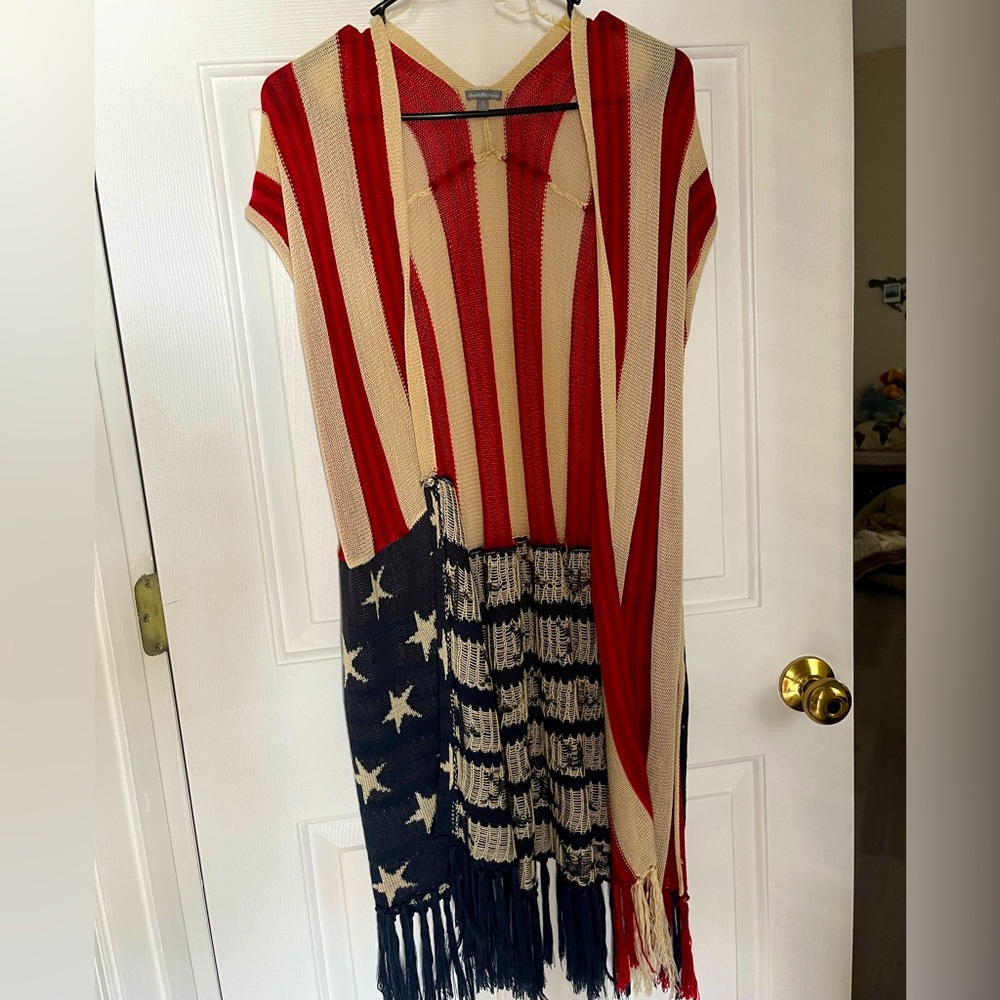 ✨ Sold ✨ Charlotte Russe American Flag Knitted Duster Cardigan